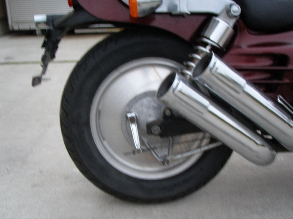 Купить мотоцикл Honda V45 Magna 1988 фото 15